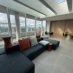 Studio Metro Butanta With A Garage